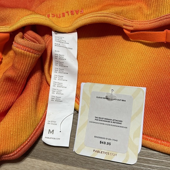 Fabletics Cloud Seamless Cutout Bra - Picture 3 of 3